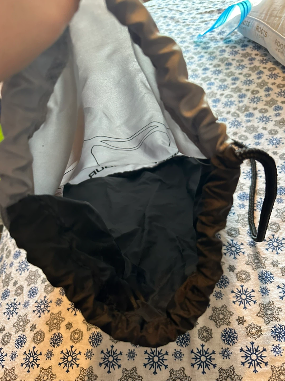 Under Armour Drawstring Bag - photo 3