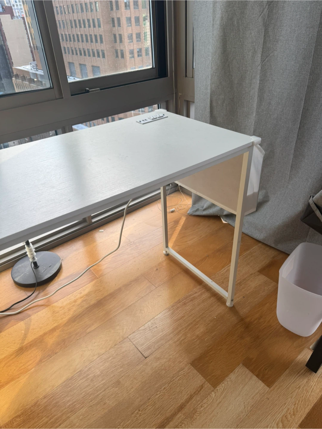 White Writing Desk cash only 343 gold st brooklyn cash only