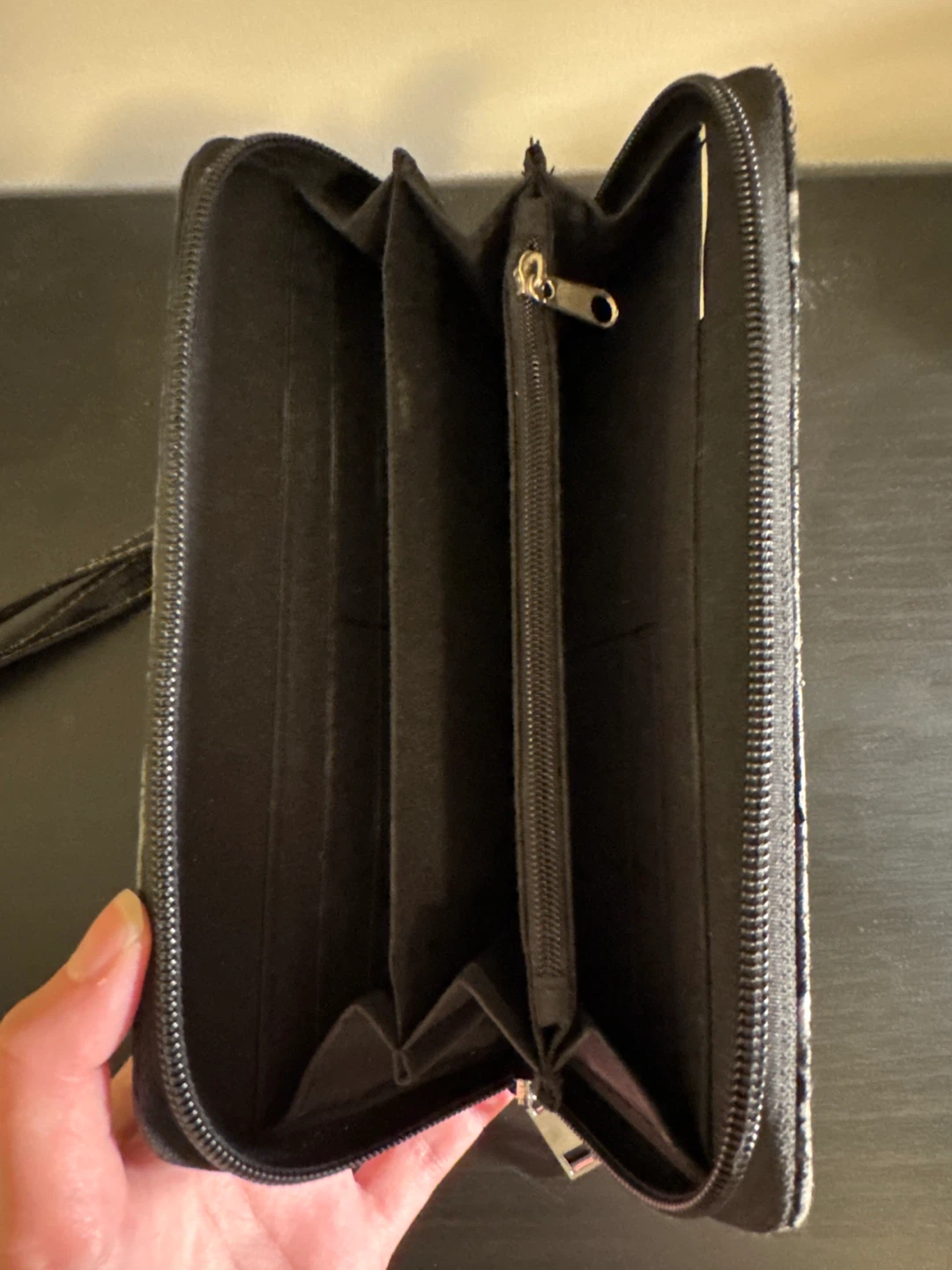 Black Skull & Crossbones Wristlet Wallet - photo 2