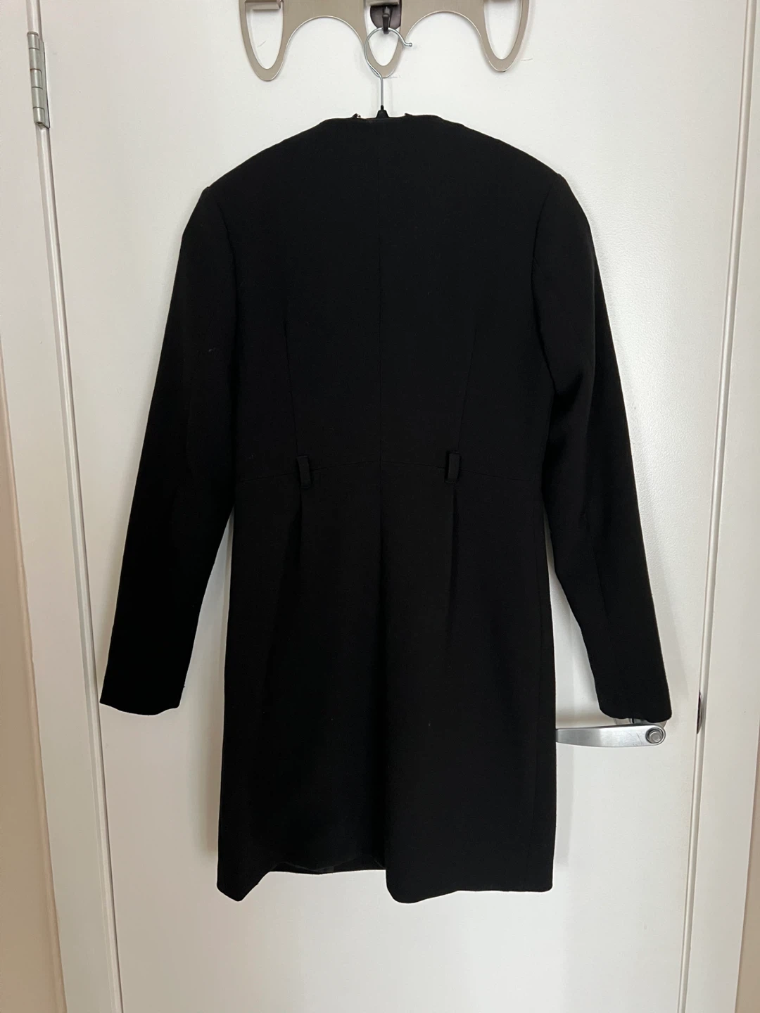 Black Coat - photo 2
