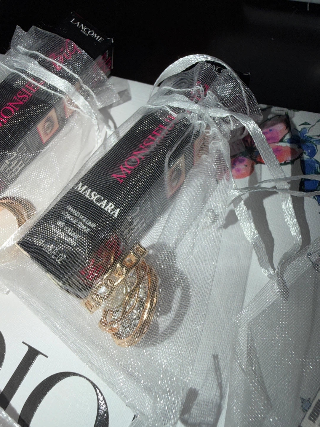 Mystery gift bags - Jewelry , Fragrances, Mascara - photo 4
