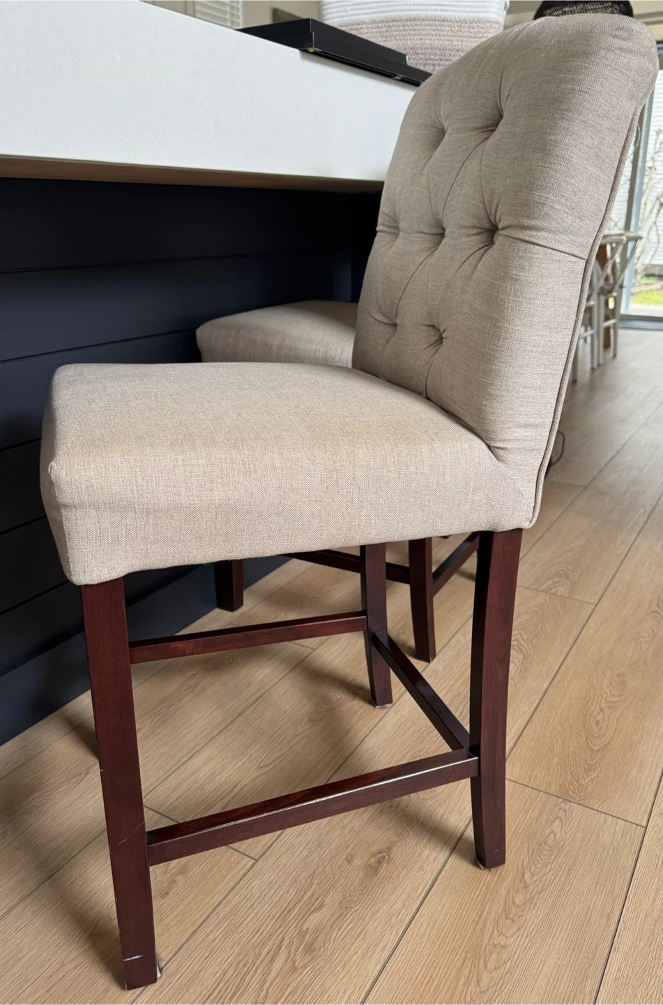 Tufted Back Bar Stools (Set of 2)