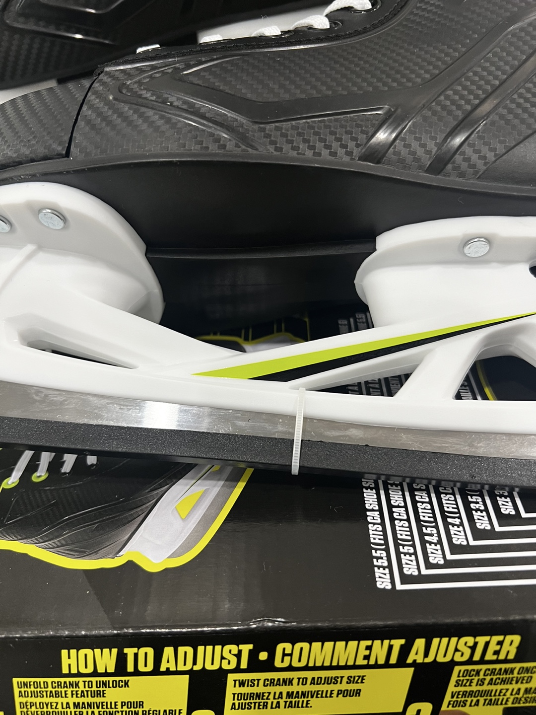 Future Stars Junior Adjustable Ice Hockey Skates (Size 3-5.5) - photo 3