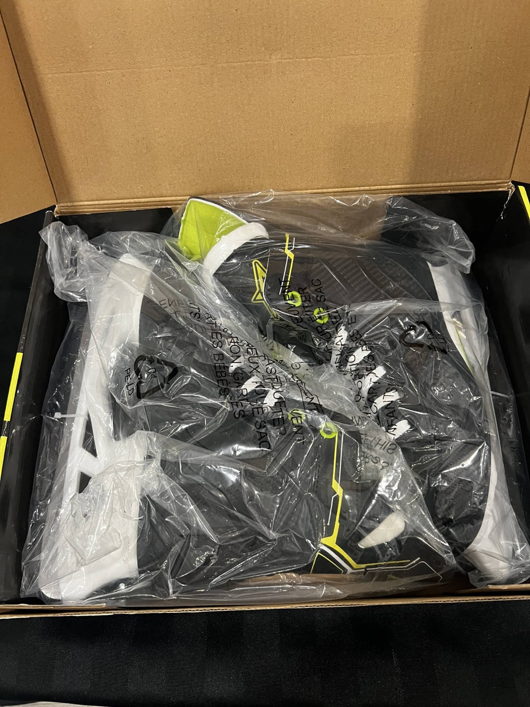 Future Stars Junior Adjustable Ice Hockey Skates (Size 3-5.5) - photo 2