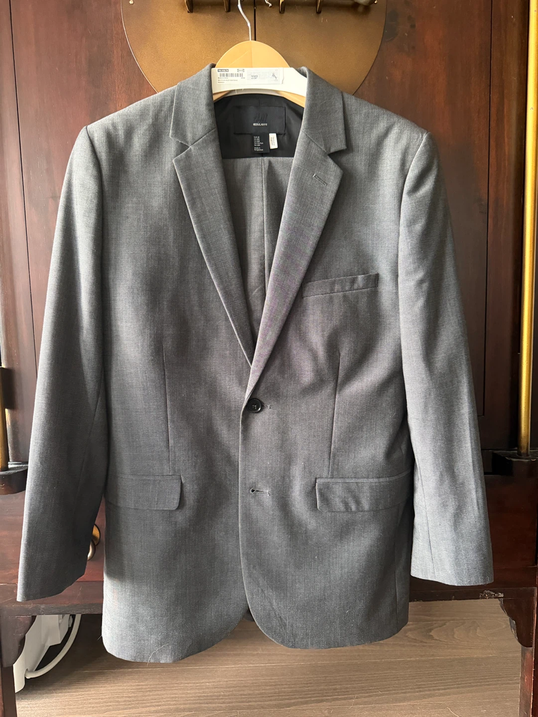 H&M Regular Fit Men's Grey Suit - Size 38R