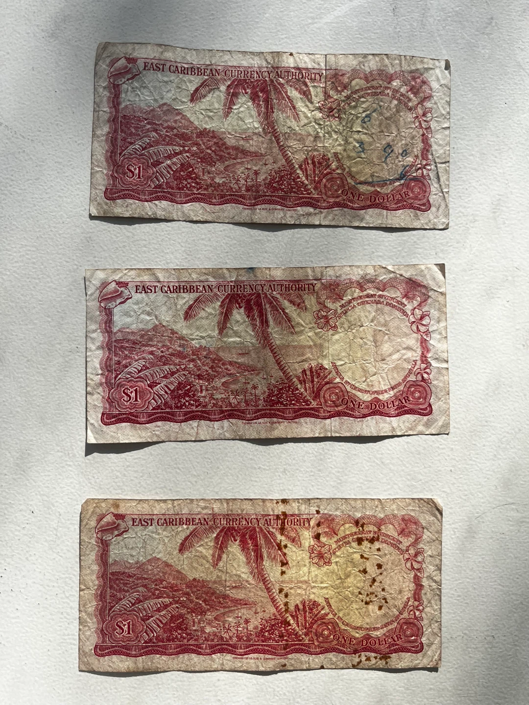 Vintage 1965 East Caribbean Currency Authority $1 OLD - photo 2