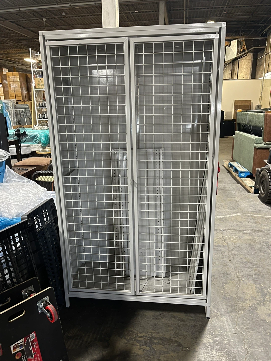 Security Cage 7ft tall. Lockable
