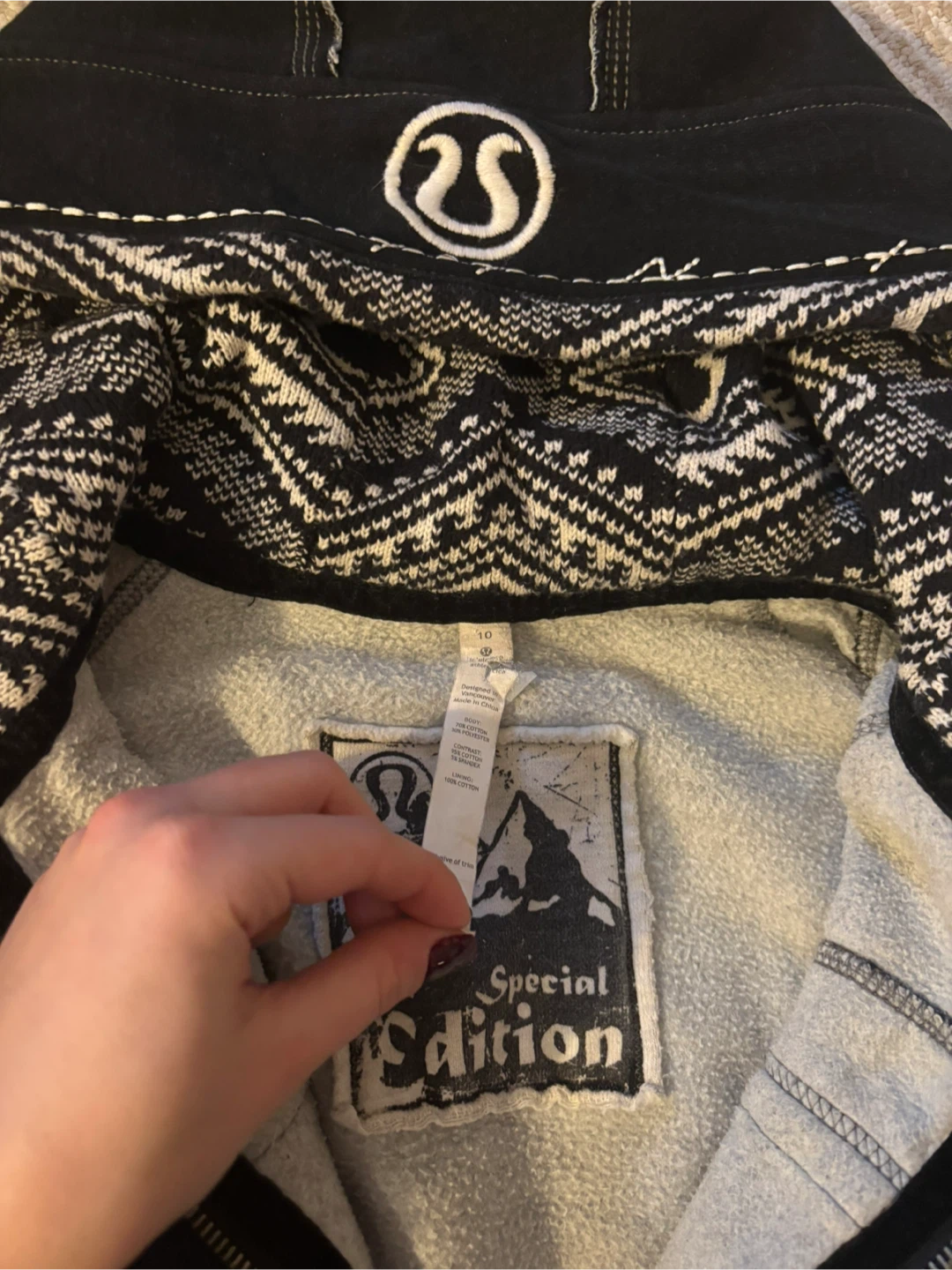 Lululemon "Special Edition" Hoodie - photo 2