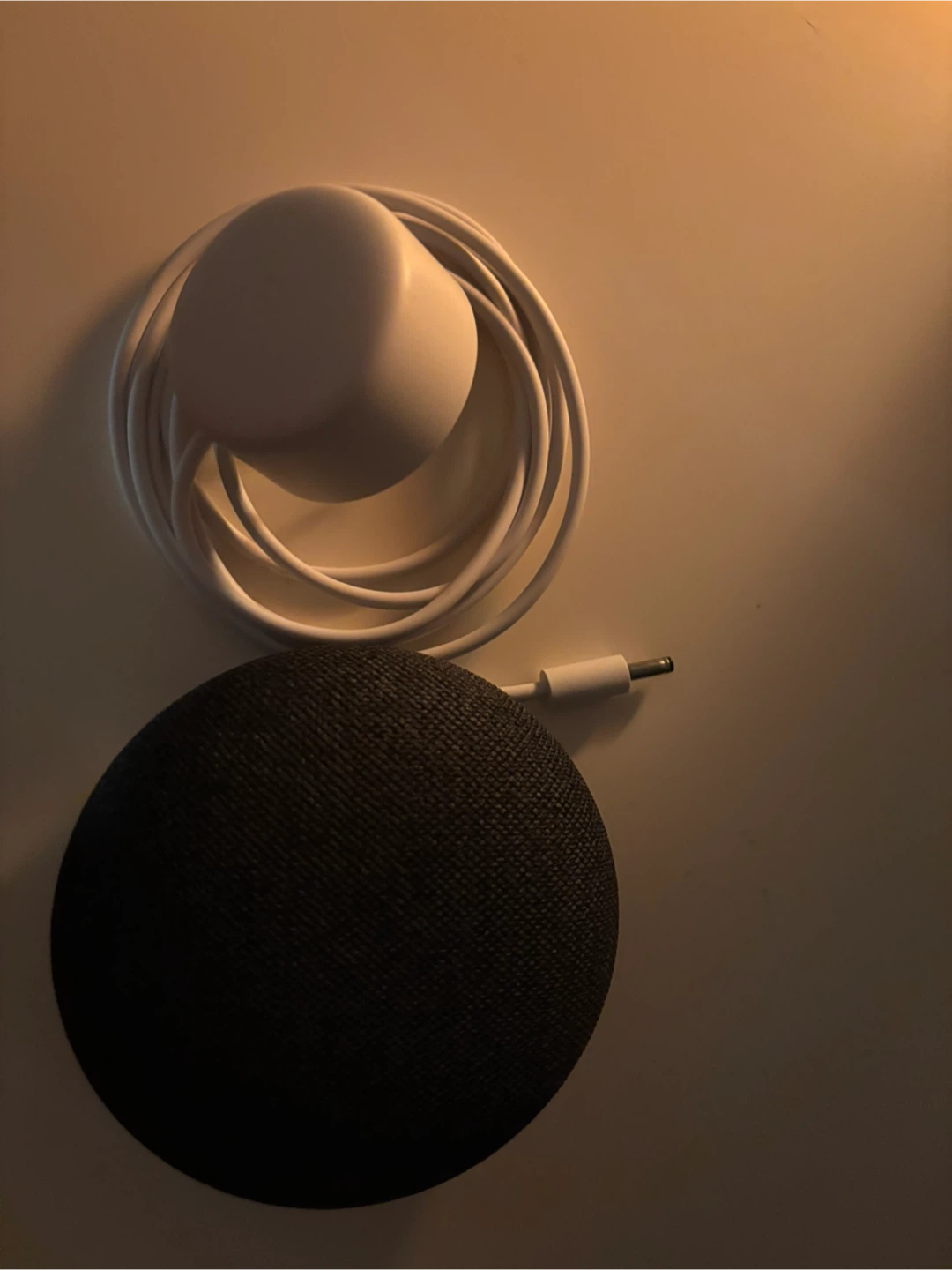 Google Nest Mini (2nd Gen) Smart Speaker - Charcoal - photo 2