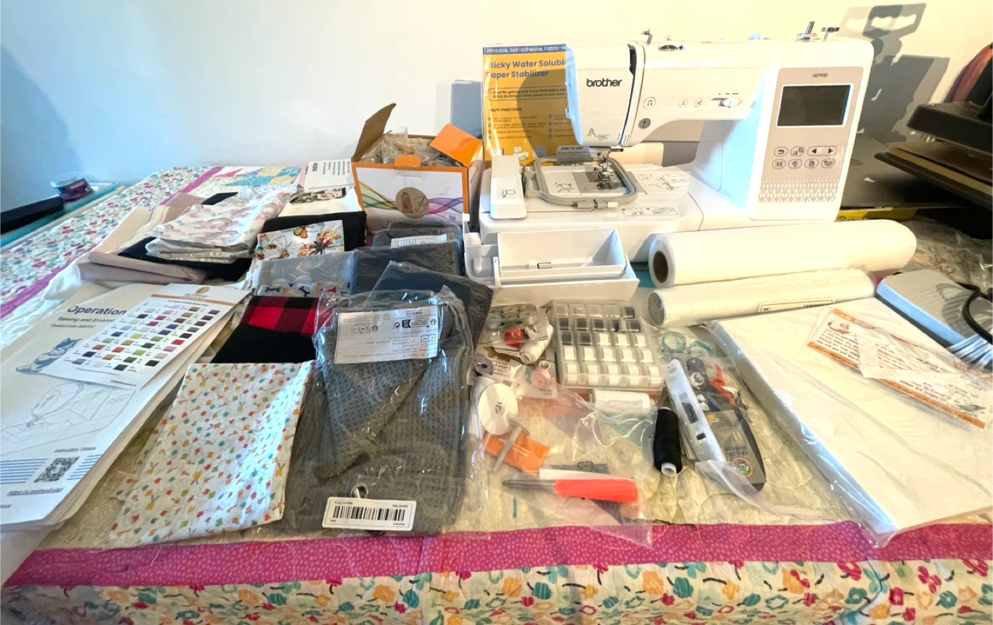Brother LB7950 Sewing & Embroidery Machine Bundle! - photo 2