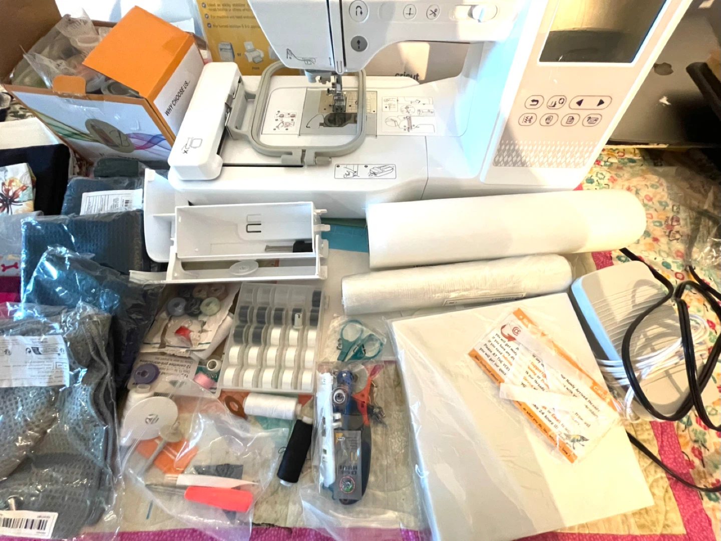 Brother LB7950 Sewing & Embroidery Machine Bundle! - photo 3