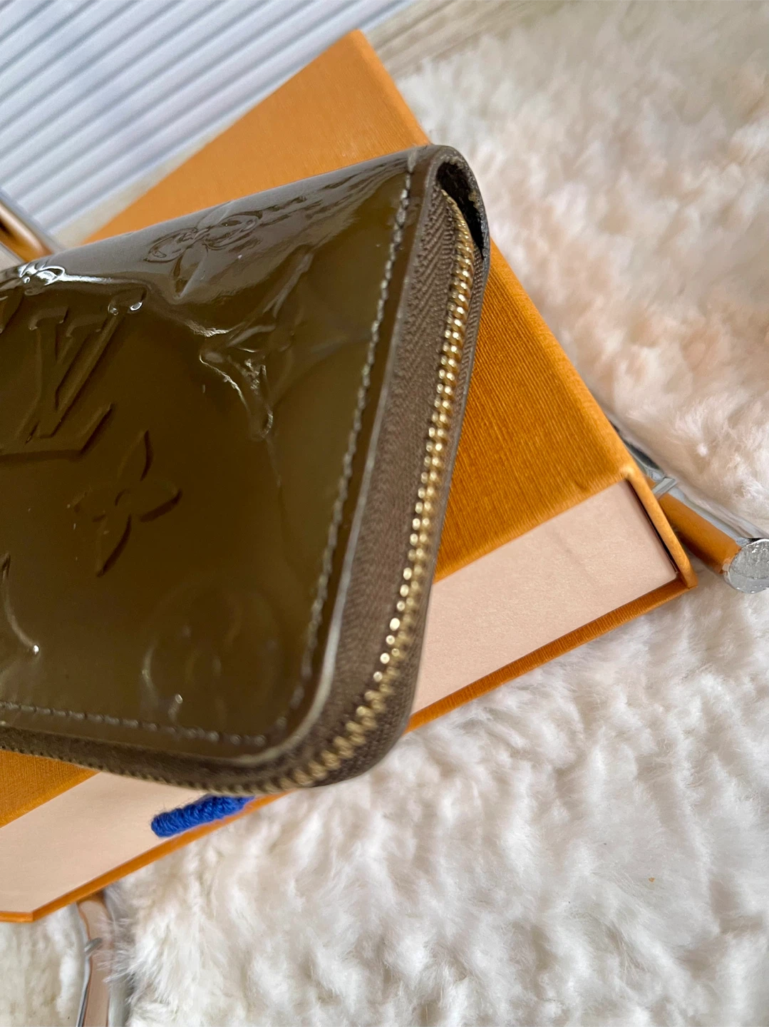 Louis Vuitton Monogram Vernis Zippy Coin Purse - photo 3