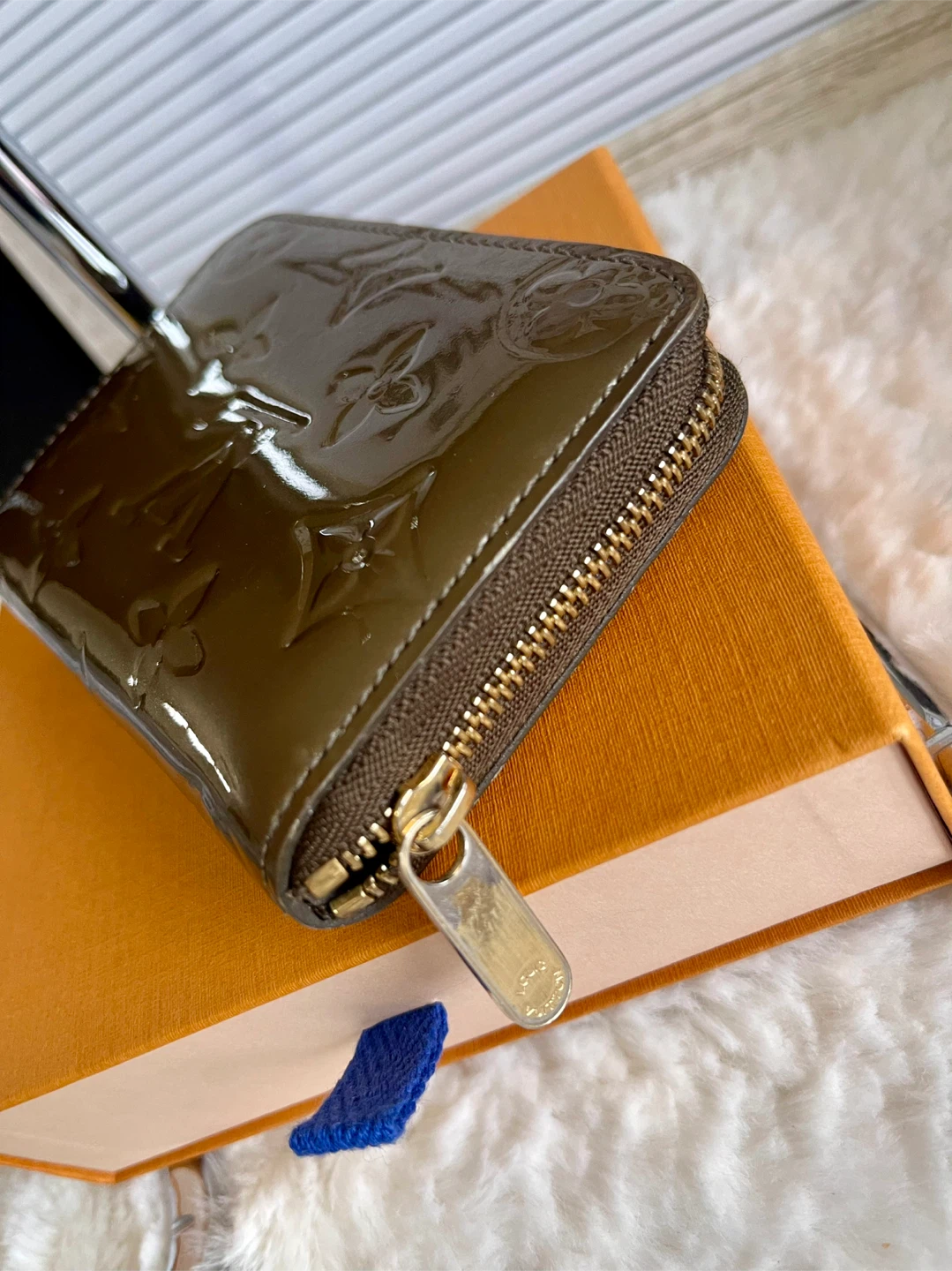 Louis Vuitton Monogram Vernis Zippy Coin Purse - photo 4