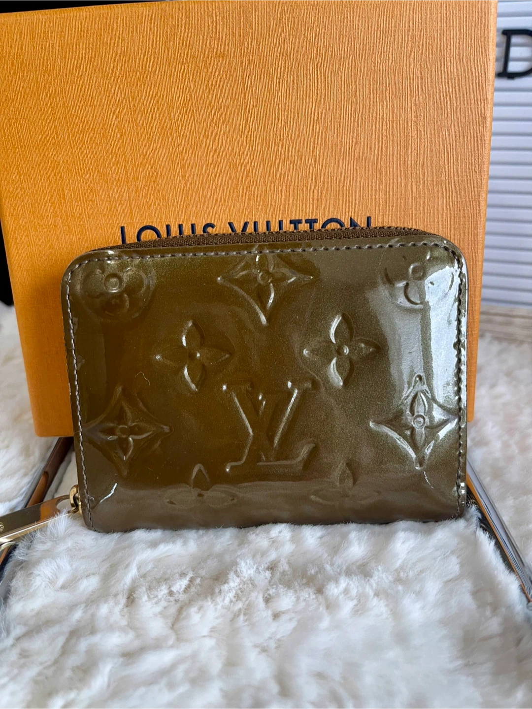 Louis Vuitton Monogram Vernis Zippy Coin Purse - photo 2