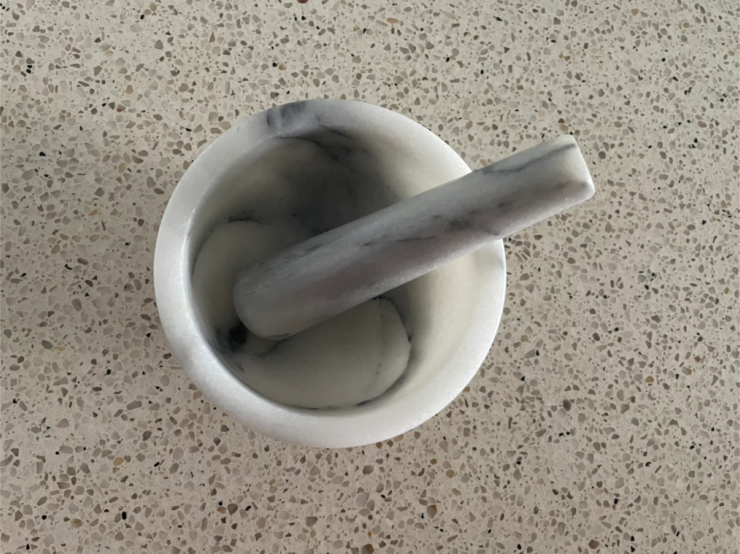 Luxury Marble Mortar and Pestle Set (Williams Sonoma Brand) - photo 2