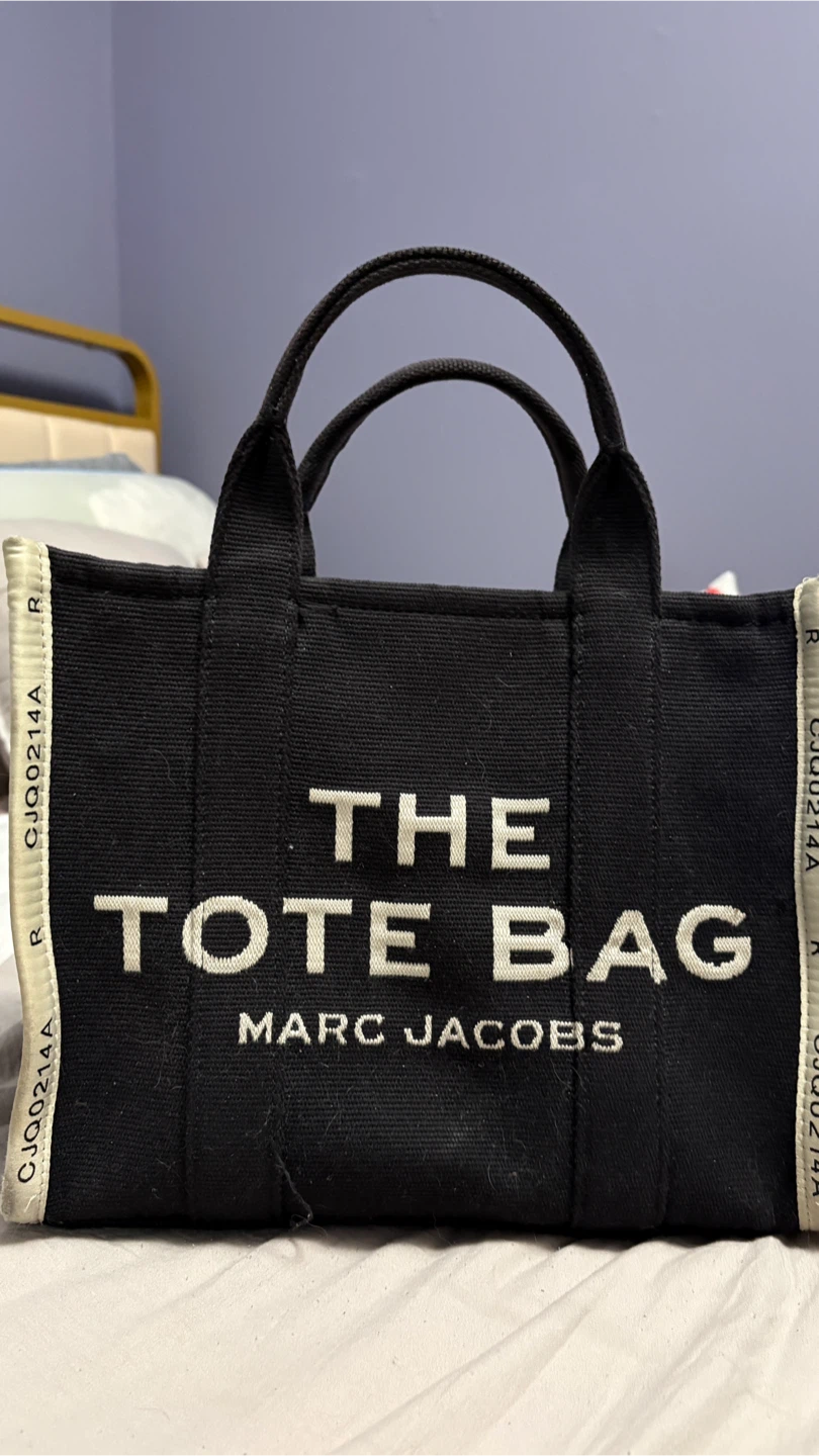 Marc Jacobs The Tote Bag - Black