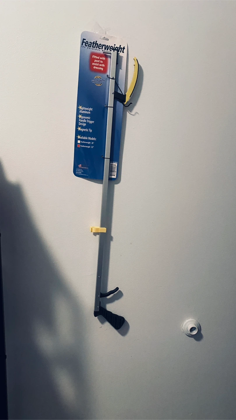 Long handled dressing aid tool - photo 3