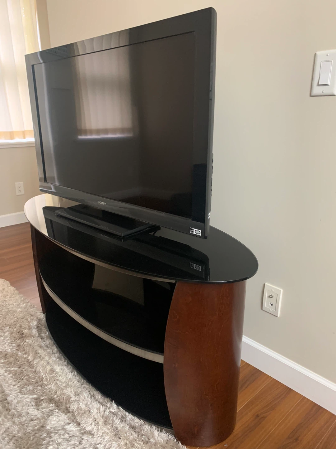 Sony Bravia KDL-40EX400 40" HDTV