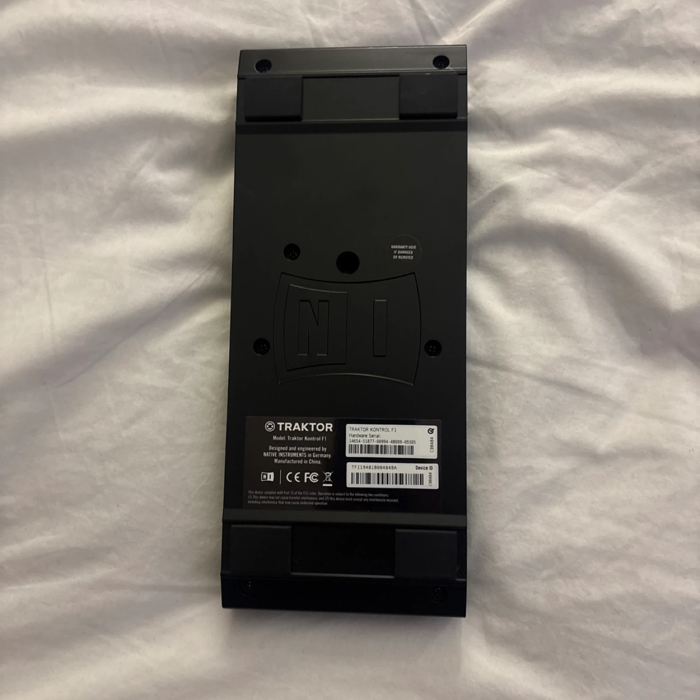 Native Instruments Traktor Kontrol F1 DJ Controller - photo 2