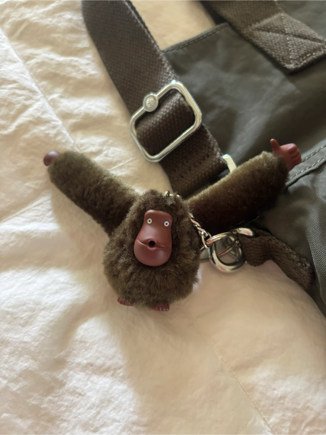 Kipling Shoulder Bag with Monkey Keychain - photo 4