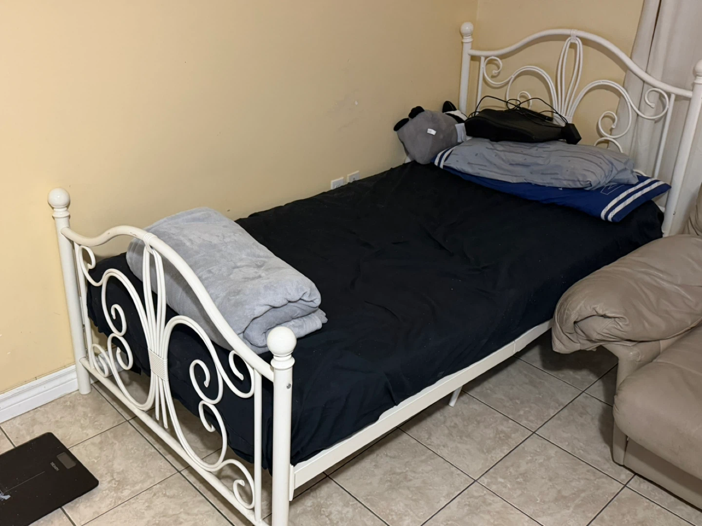 White Metal Twin Bed Frame