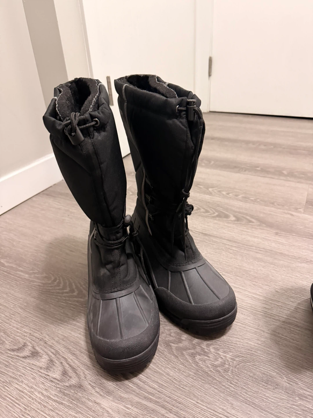 Black Winter Boots