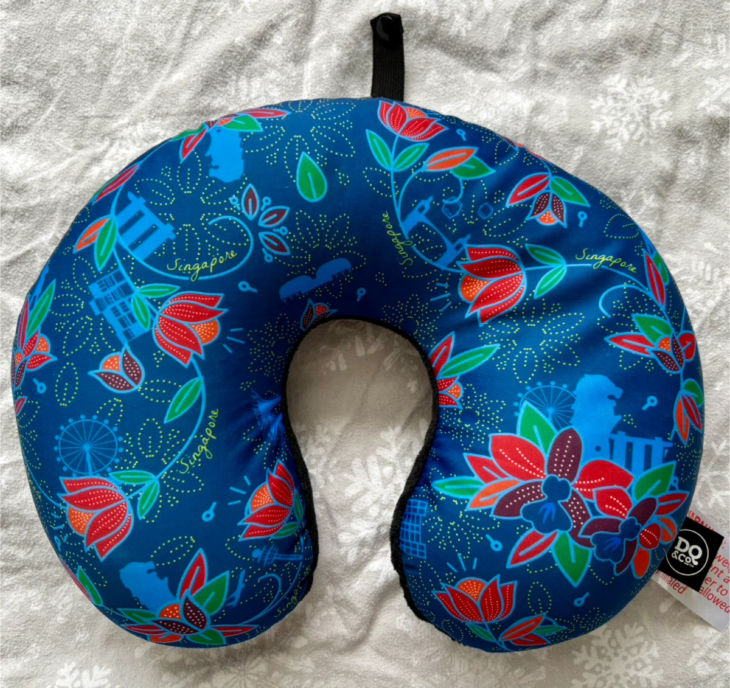Travel Neck Pillow - Singapore