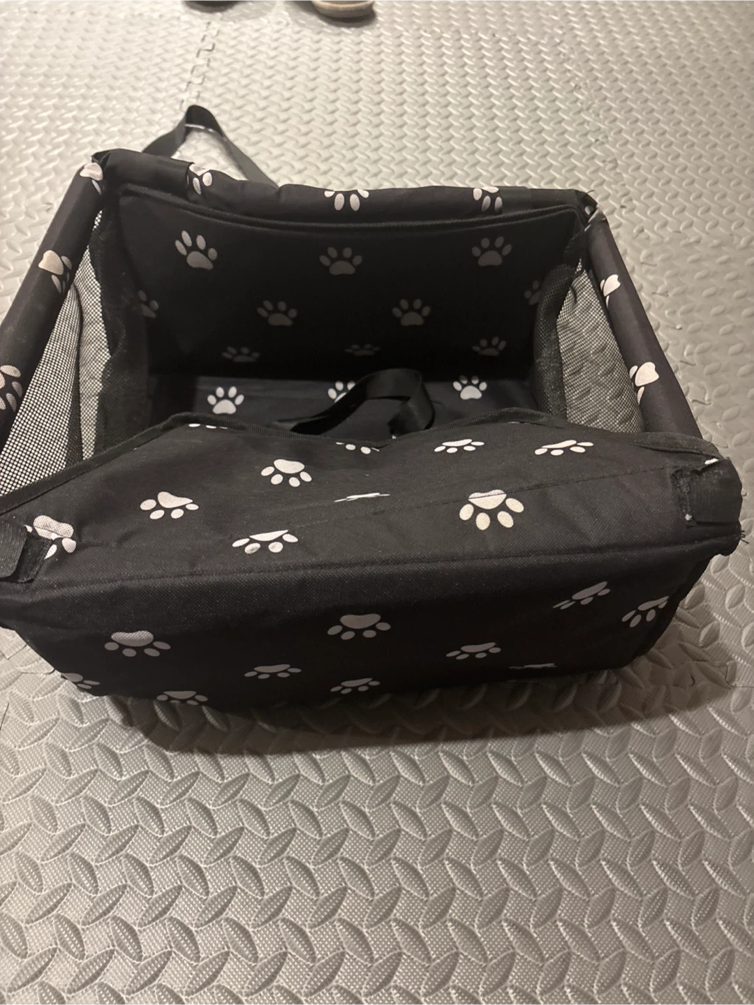 SWINELP Black Paw Print Pet Car Seat Booster - photo 4