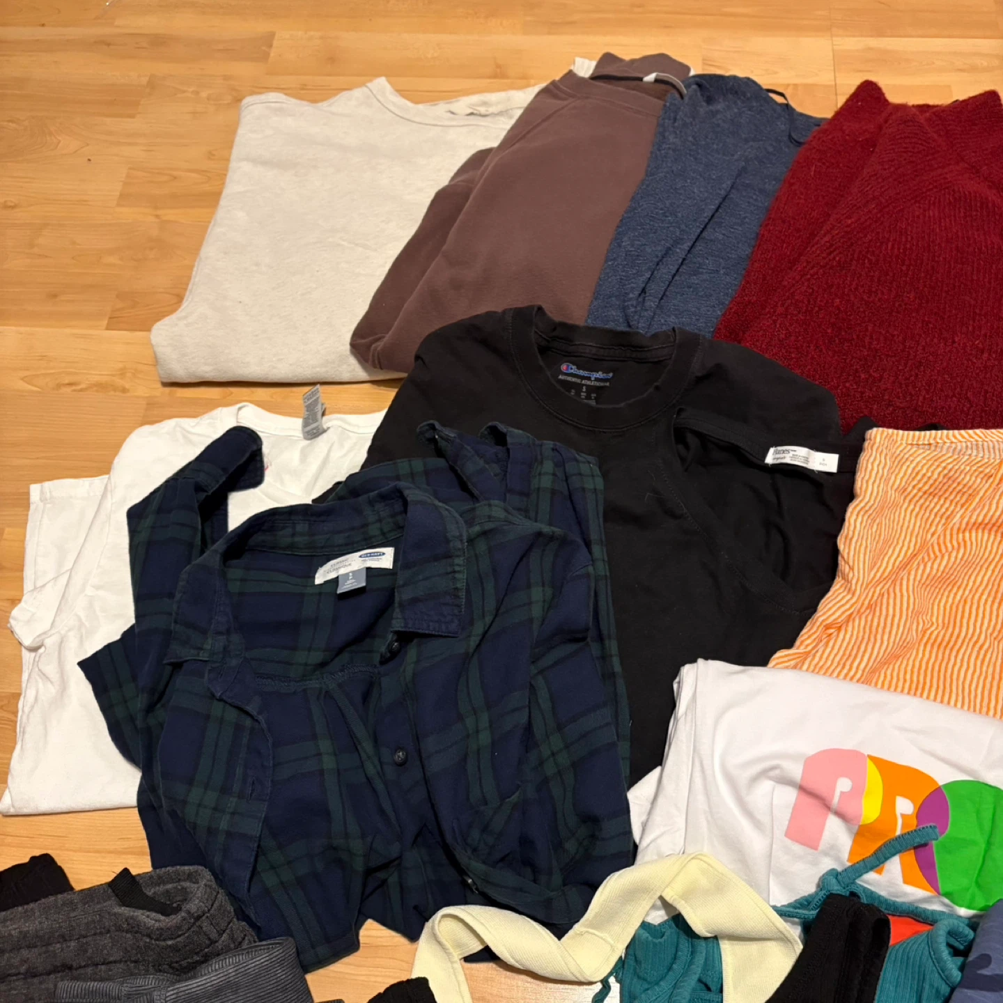 Huge Assorted Women's Clothing Bundle Smll - photo 4