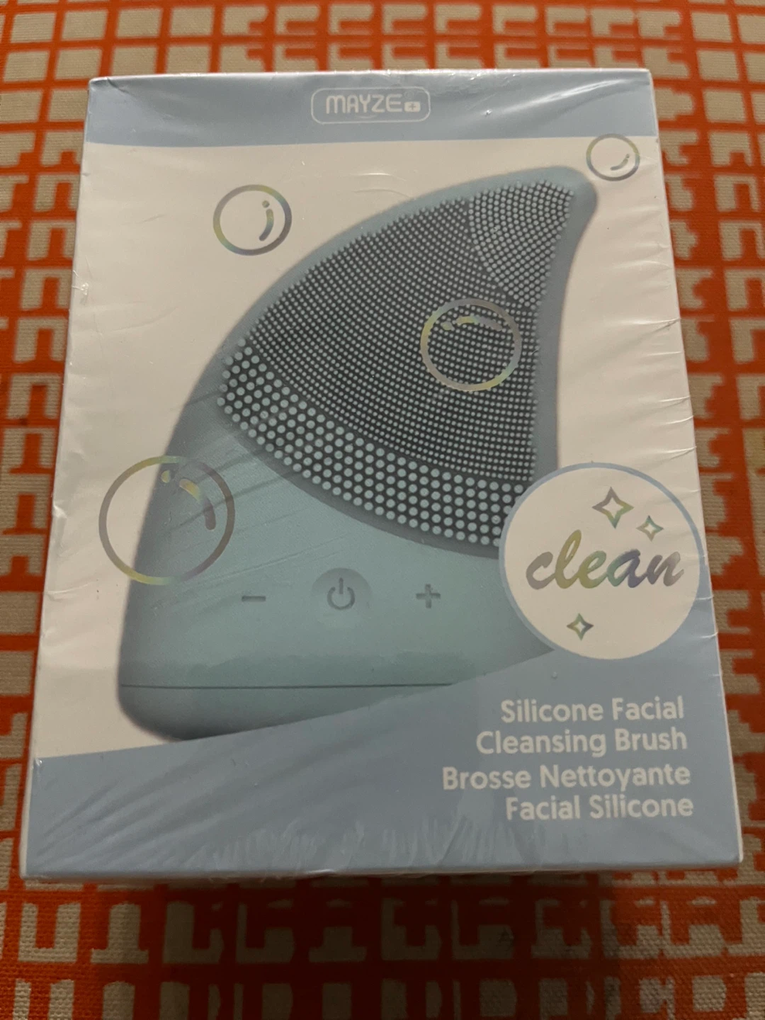 MAYZE Silicone Facial Cleansing Brush - Blue