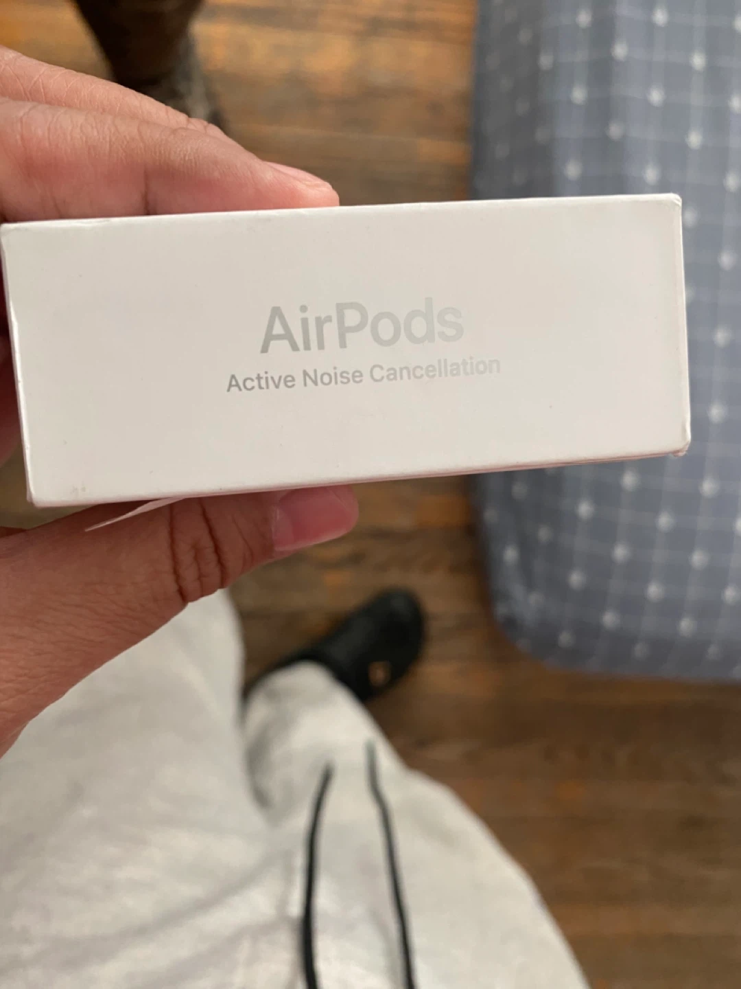 Apple AirPods 4 with Noise Cancellation - photo 3