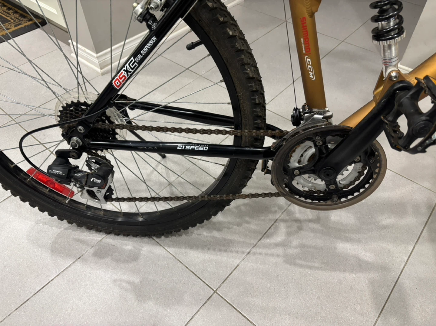 CCM Torrent AL Mountain Bike - 18" Frame - photo 4