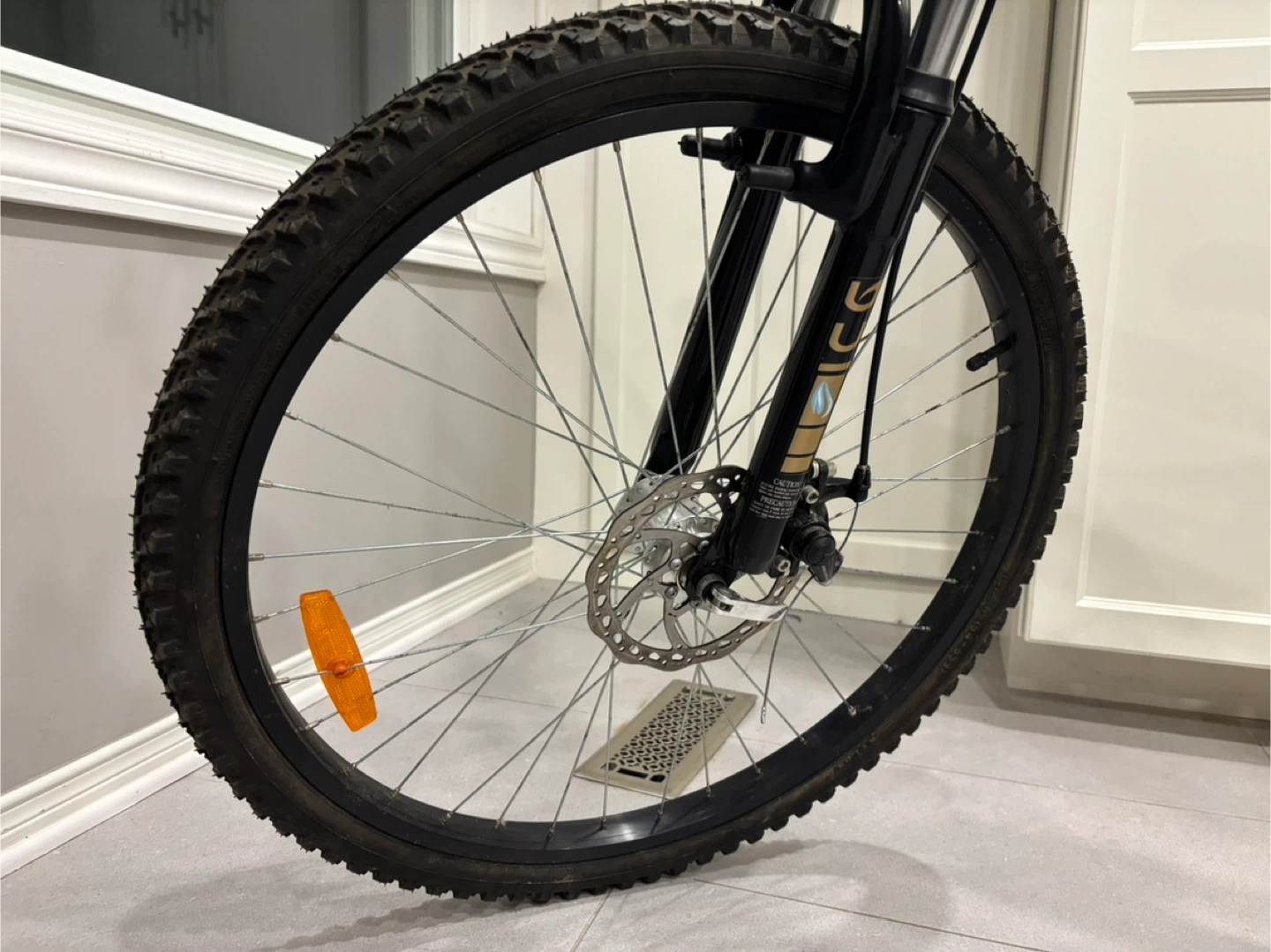CCM Torrent AL Mountain Bike - 18" Frame - photo 2