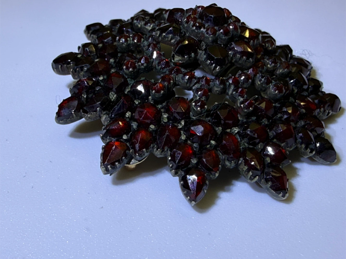 Vintage Starburst Garnet Brooch - photo 4