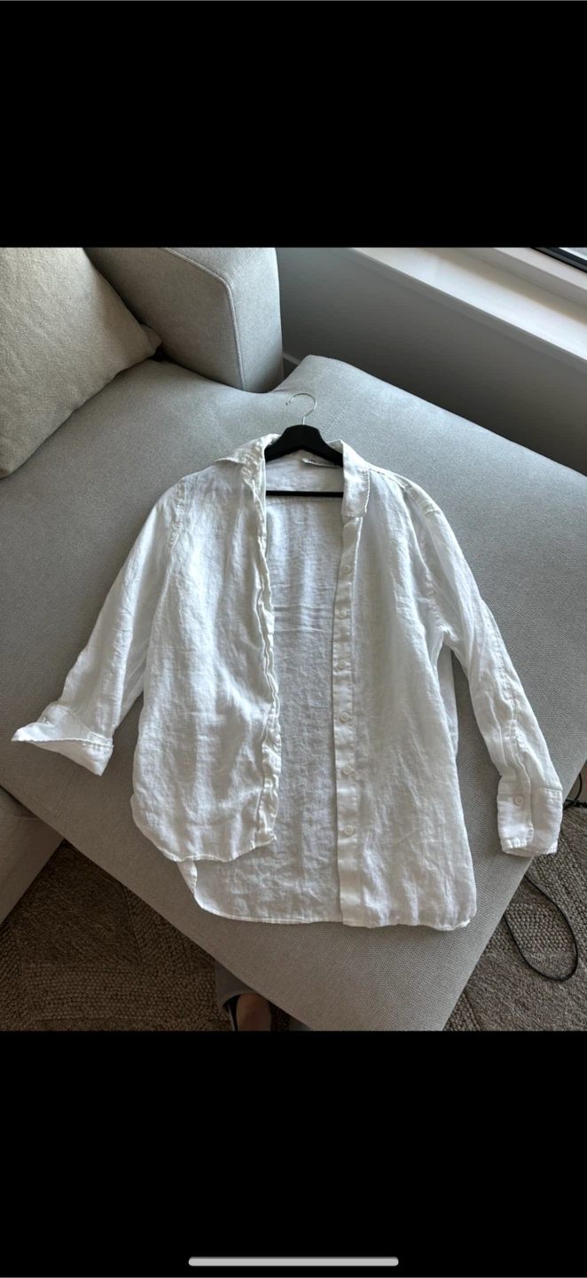 Zara White Linen Button-Up Shirt - XS