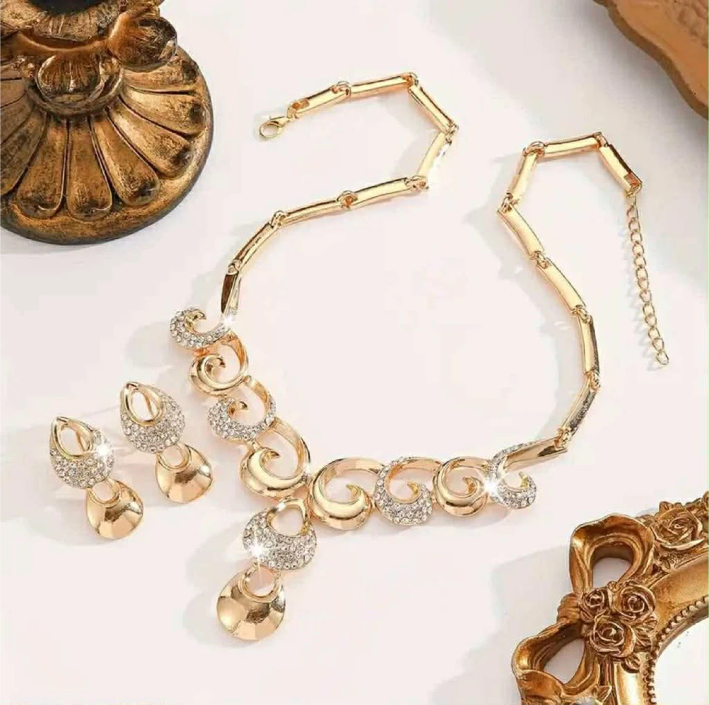 Gold-tone statement necklace and earring set - photo 2