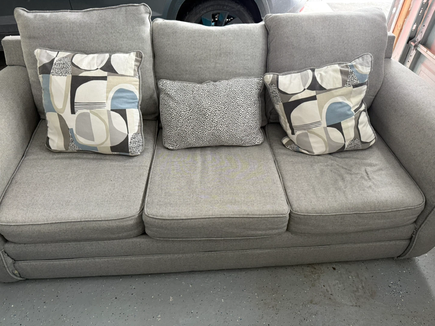 3 seater sofa and love seat - photo 2