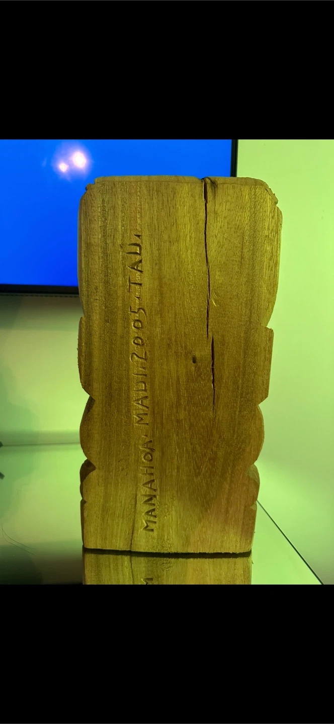 Hand-Carved Tiki Statue - Wood - photo 2