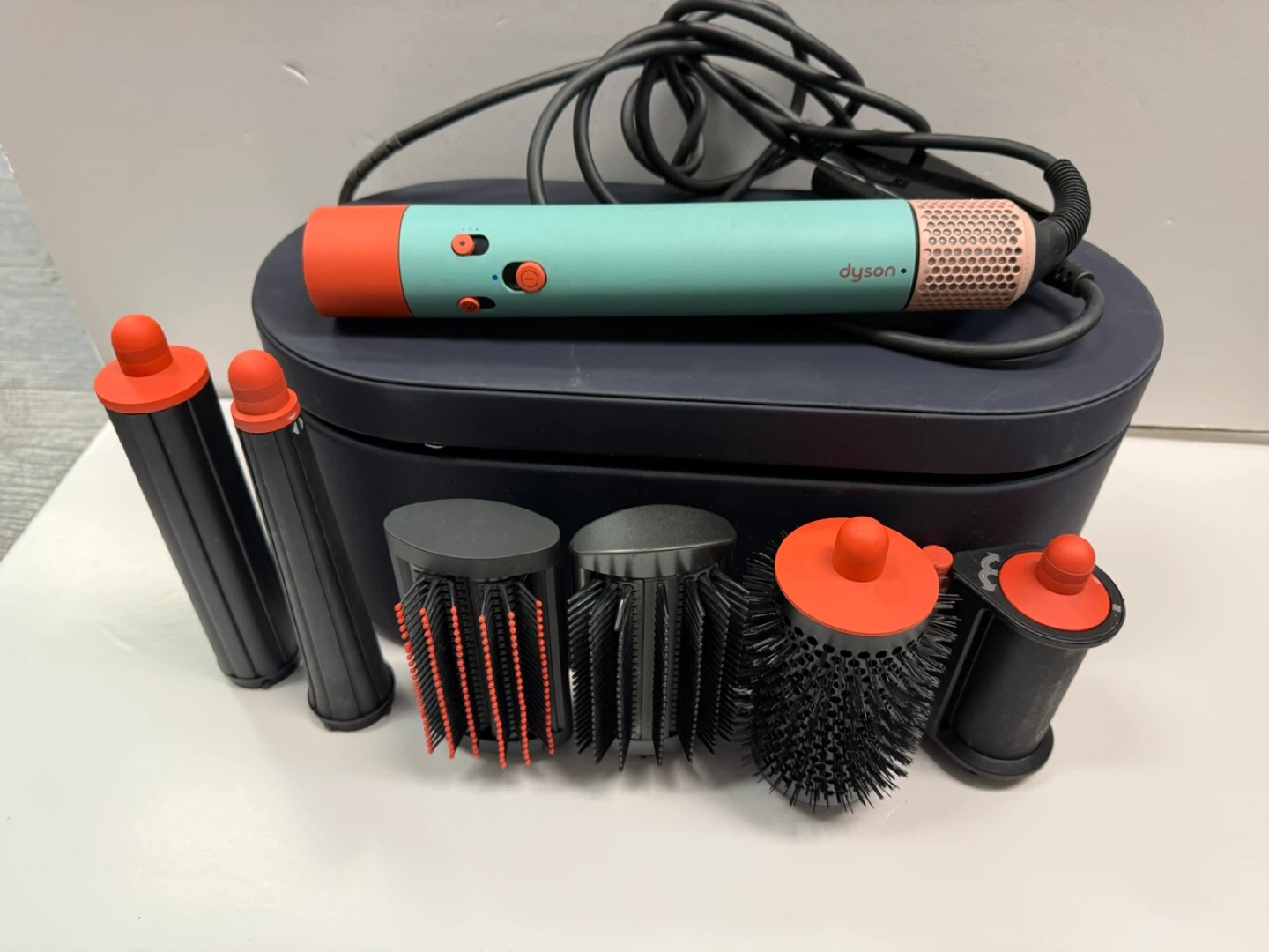 Dyson Airwrap Complete Styler - photo 3