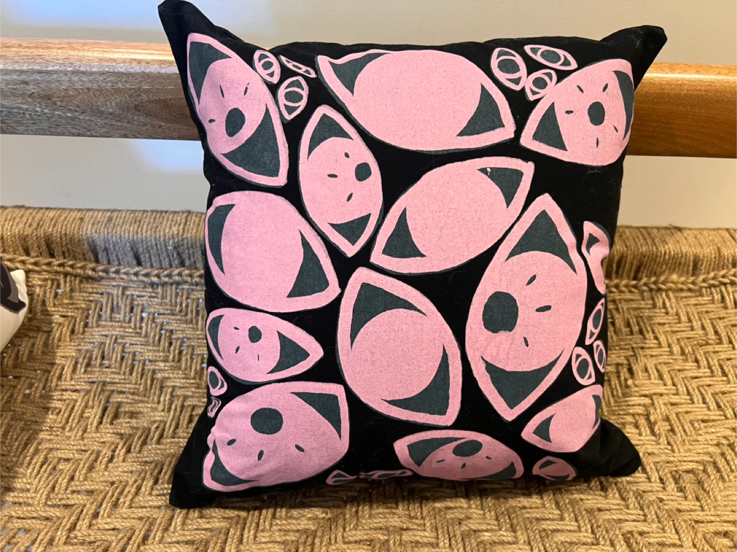 Decorative Throw Pillows - photo 2