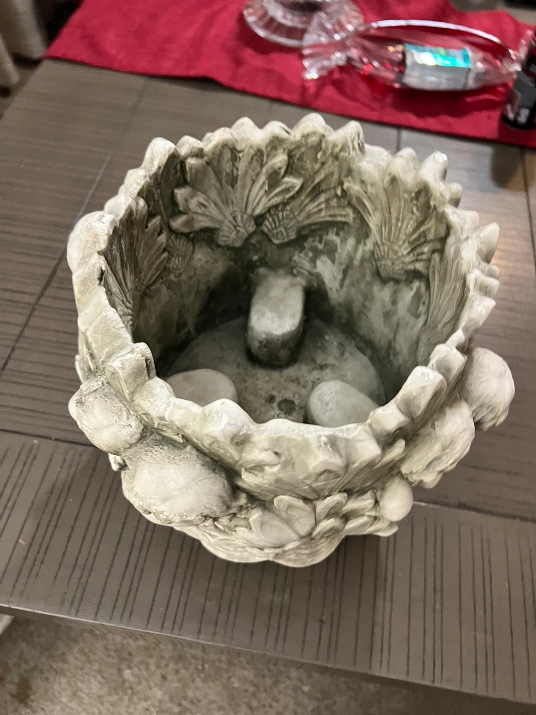 Free delivery used Cherub Statue Planter Pot - photo 4