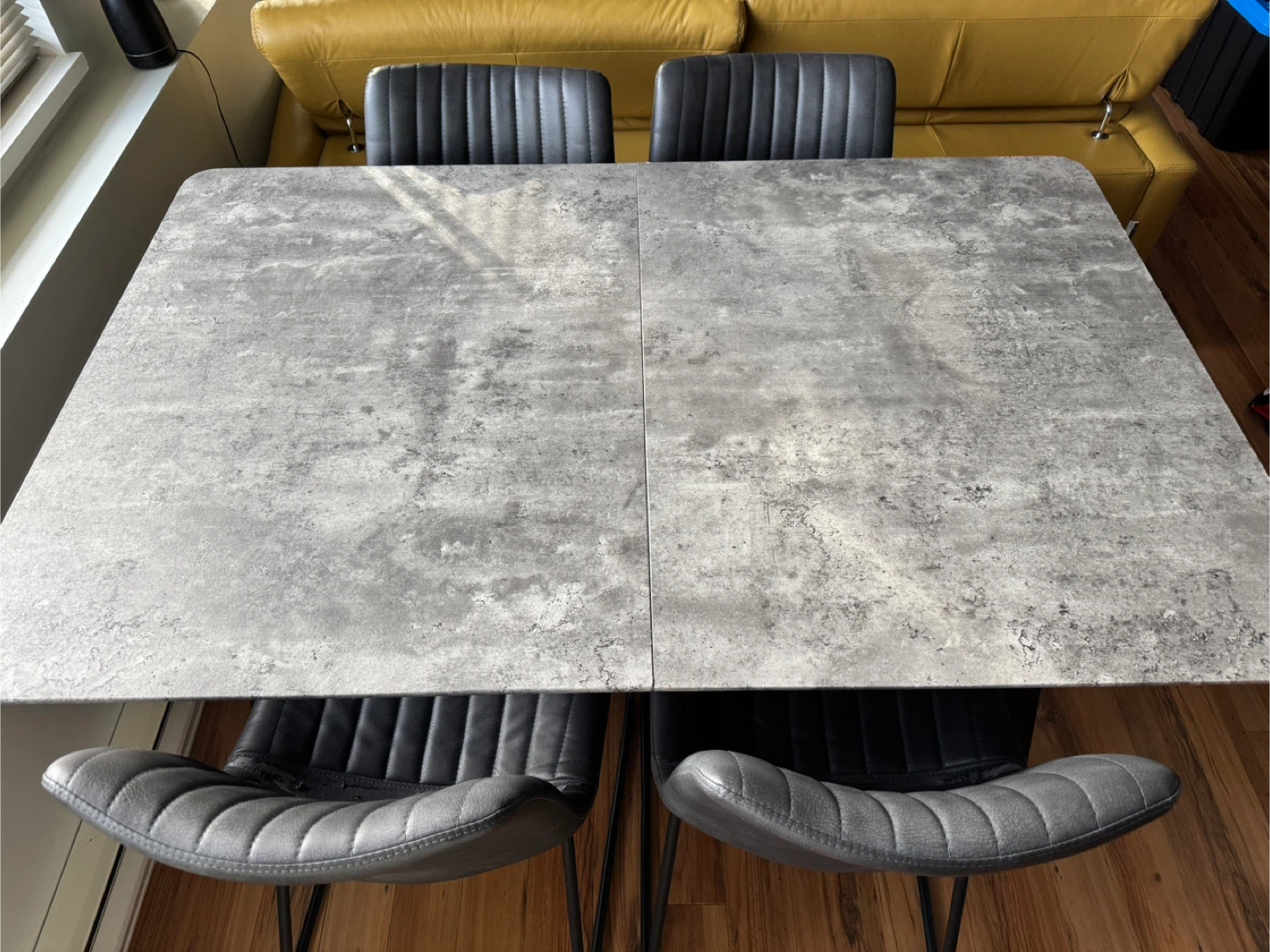 Extendable Dining Table with 6 chairs - photo 2