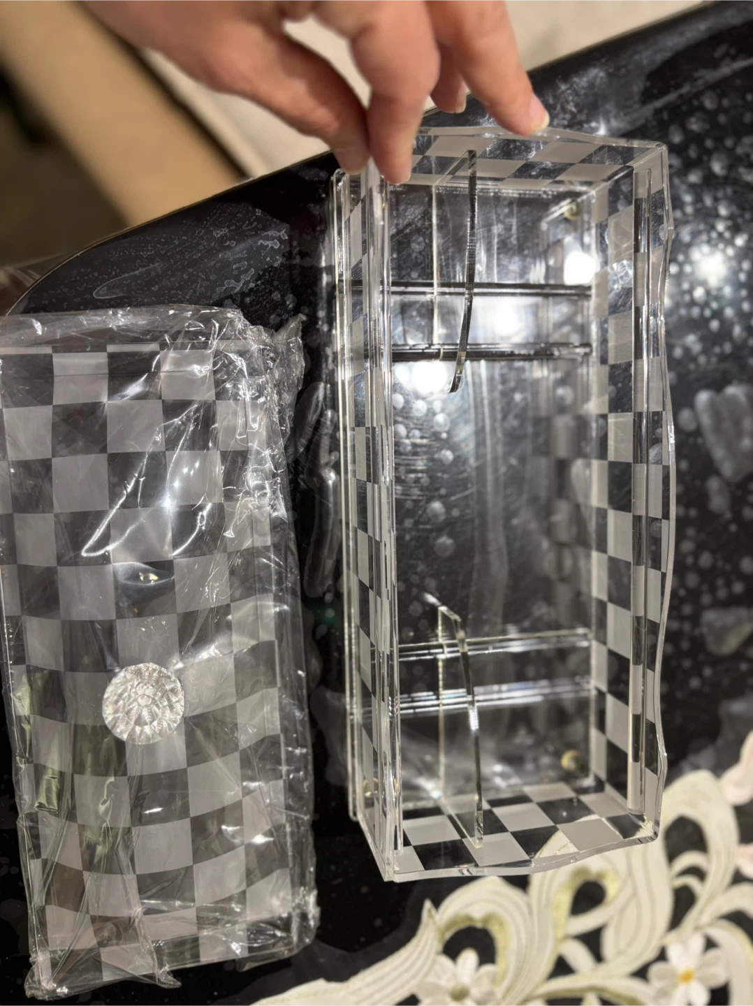 Clear Acrylic Spoon & Fork Box with Checkered Design - photo 4