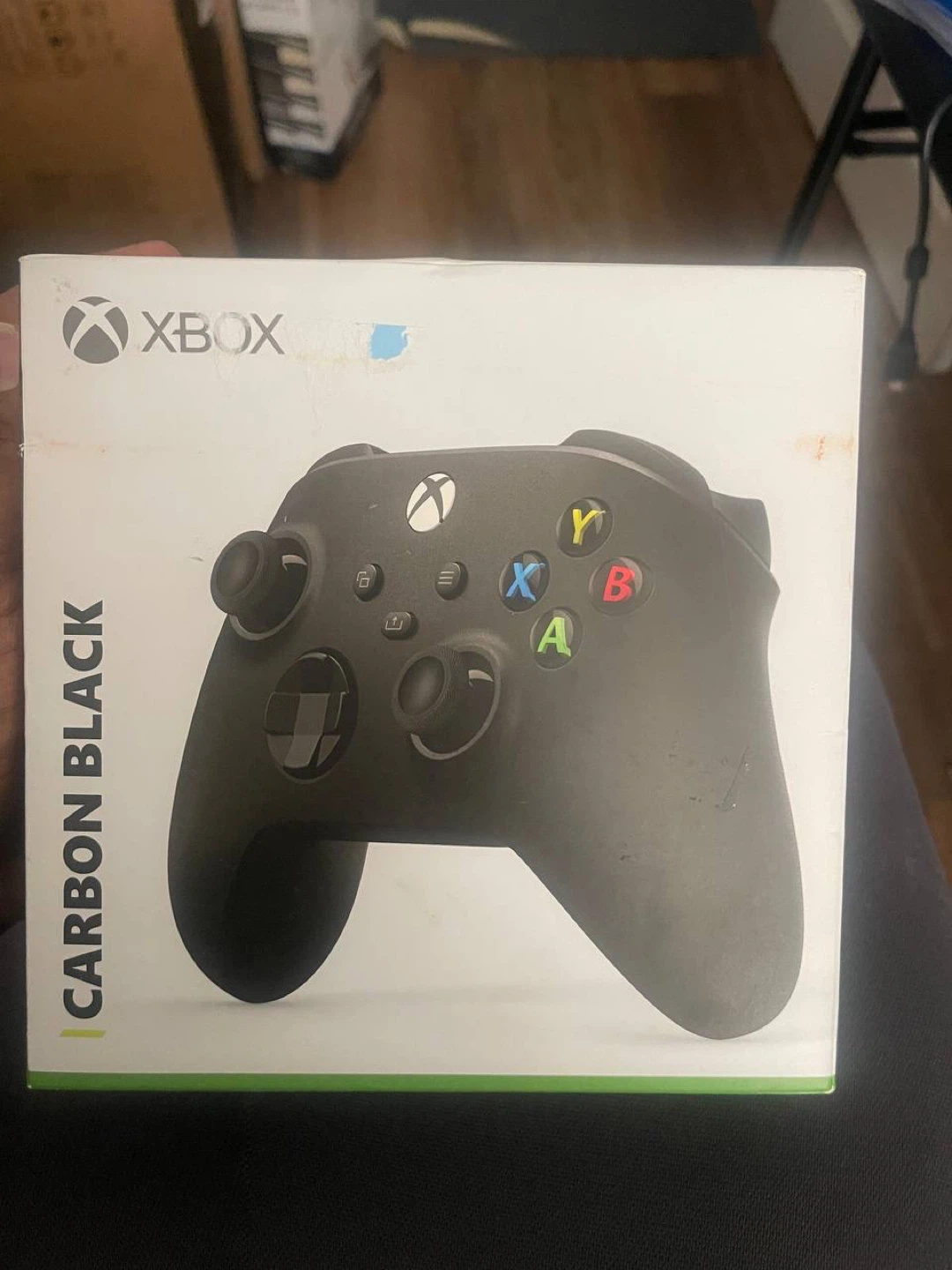 Xbox Carbon Black Wireless Controller