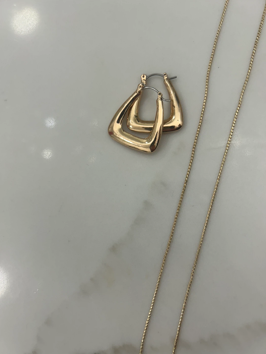 Gold Necklace with bow and  4 Earrings Set - photo 4