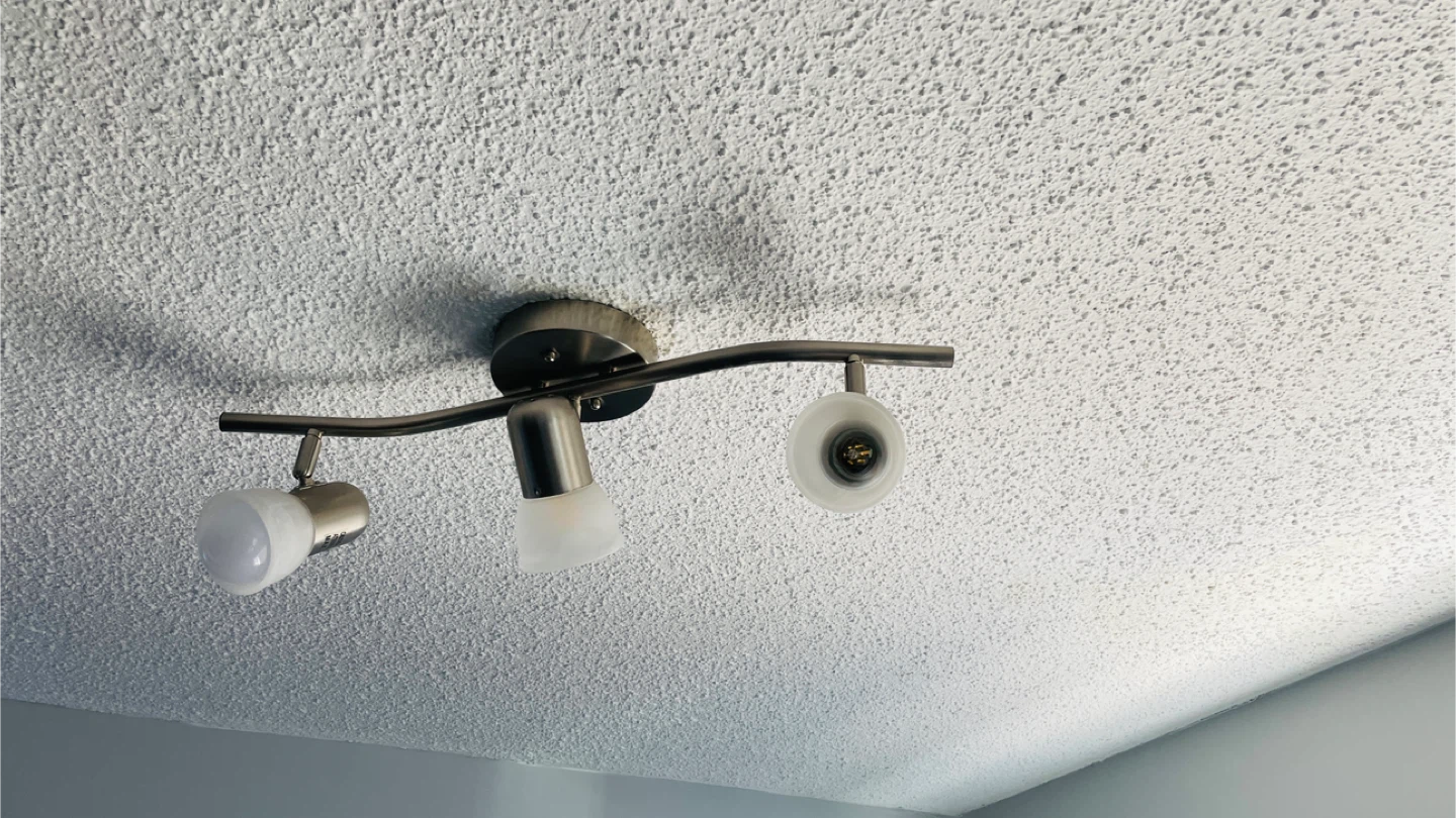Sleek 3-Head Track Light Fixture - photo 5