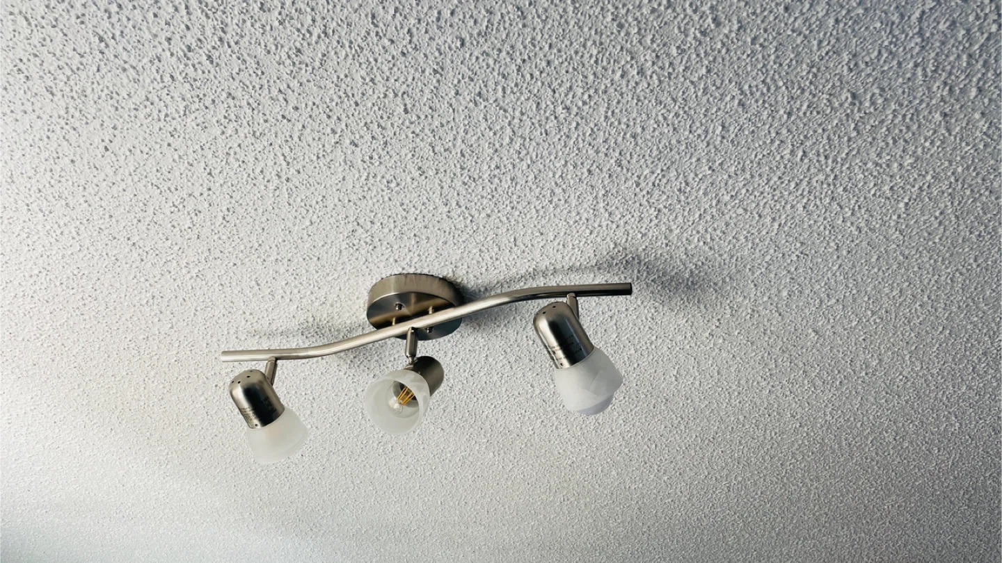 Sleek 3-Head Track Light Fixture - photo 2
