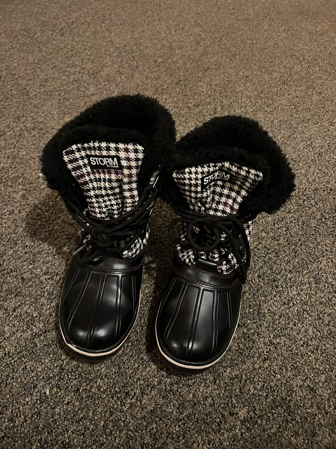 Storm Women's Winter Boots