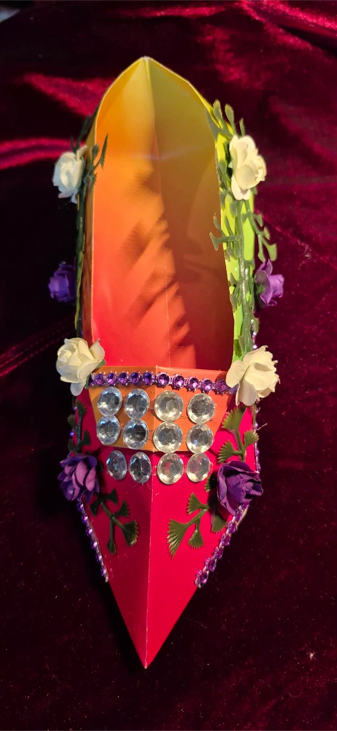 Decorative Shoe Holder - photo 2
