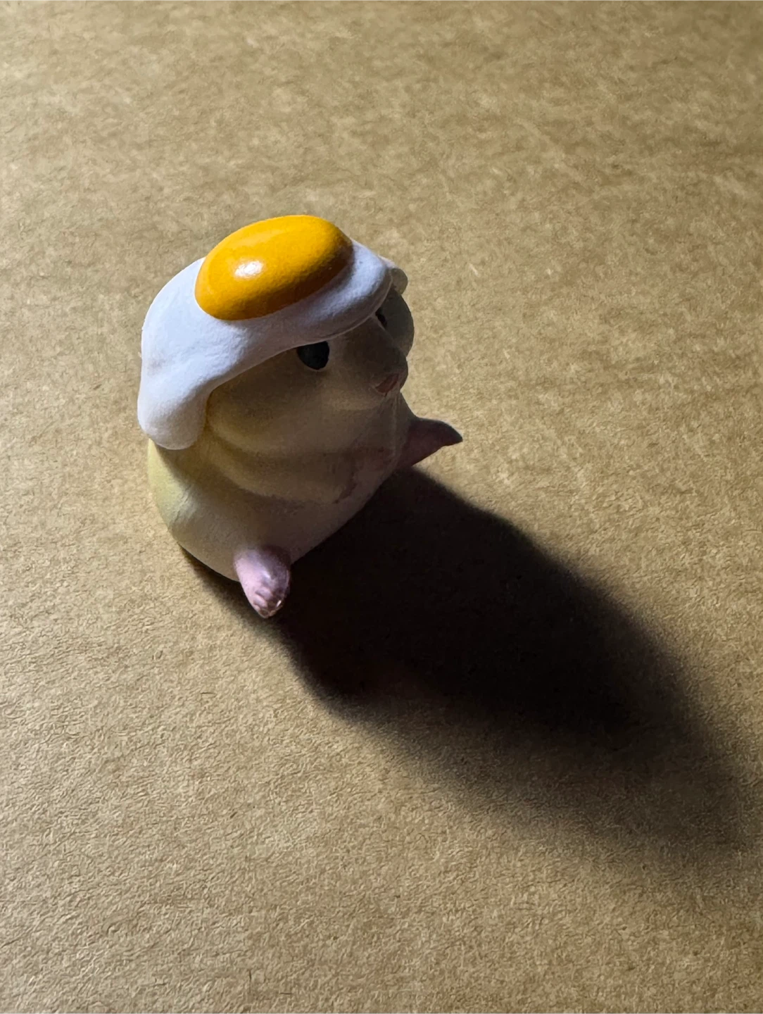 Mini Hamster with Fried Egg Figurine - photo 2